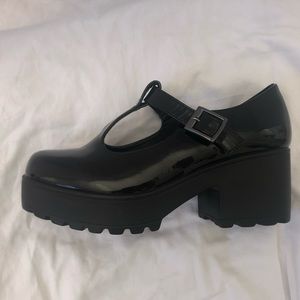 Mary Jane Patent Black Platform Heels